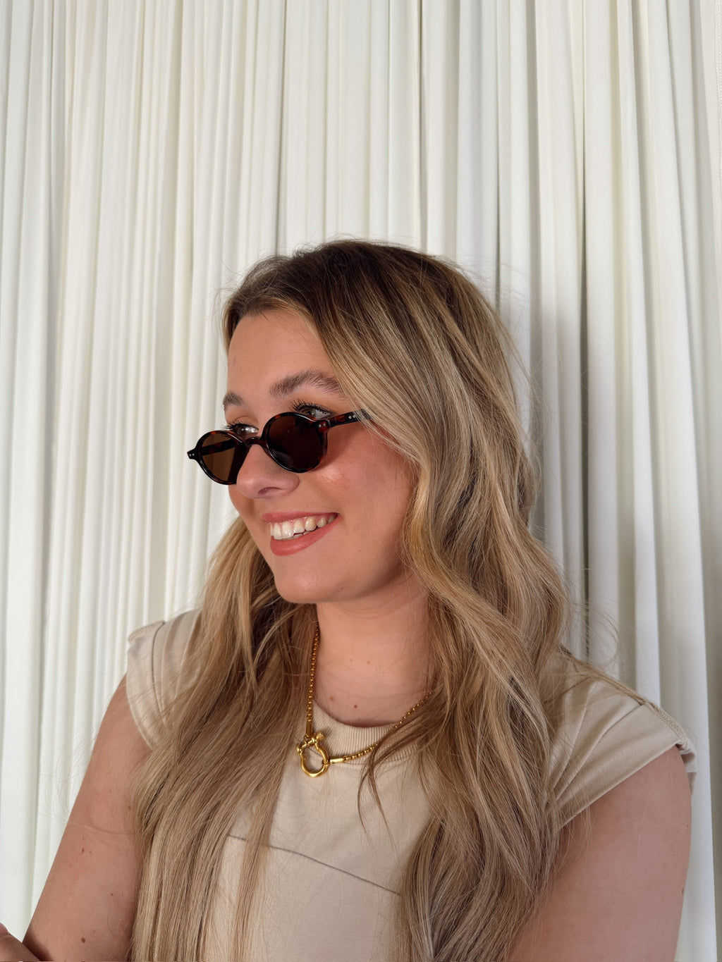 Oval Lens Sunglasses
