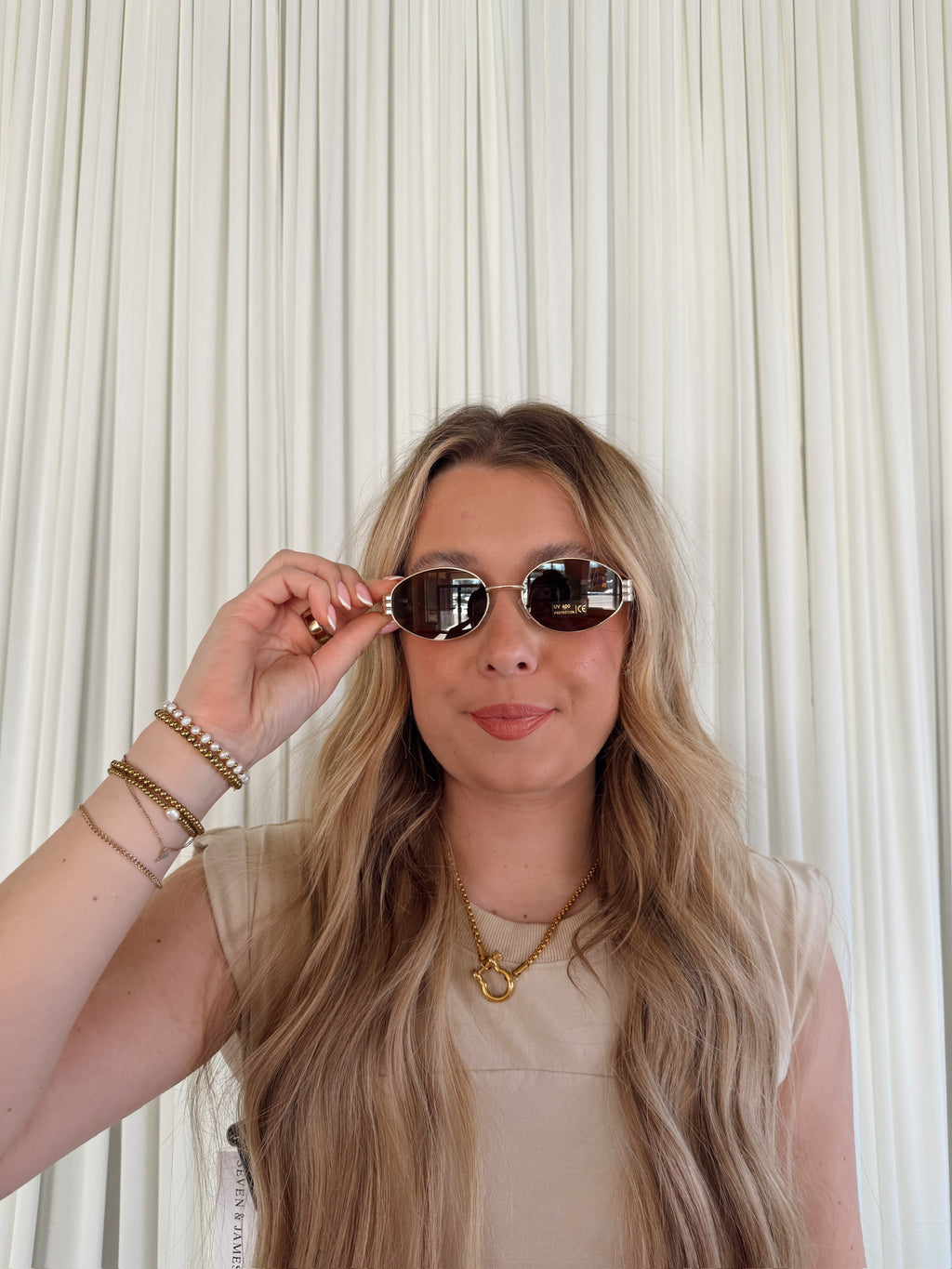 Oval Lens Metallic Frame Sunglasses