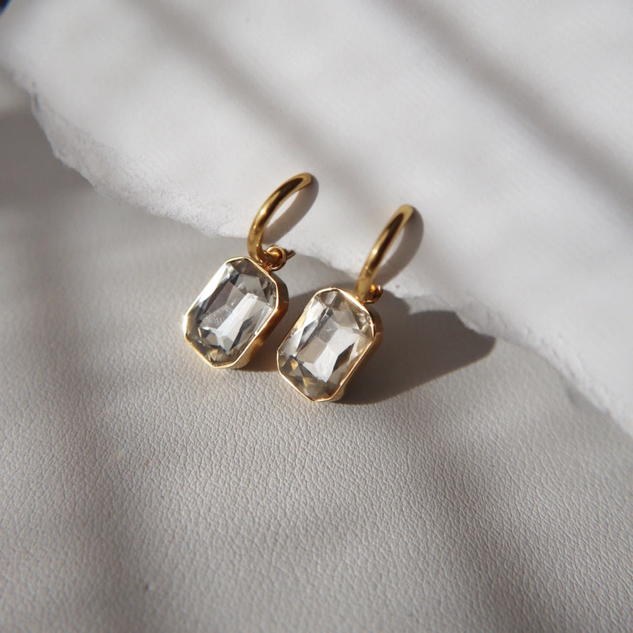 Naomi Hoops - White