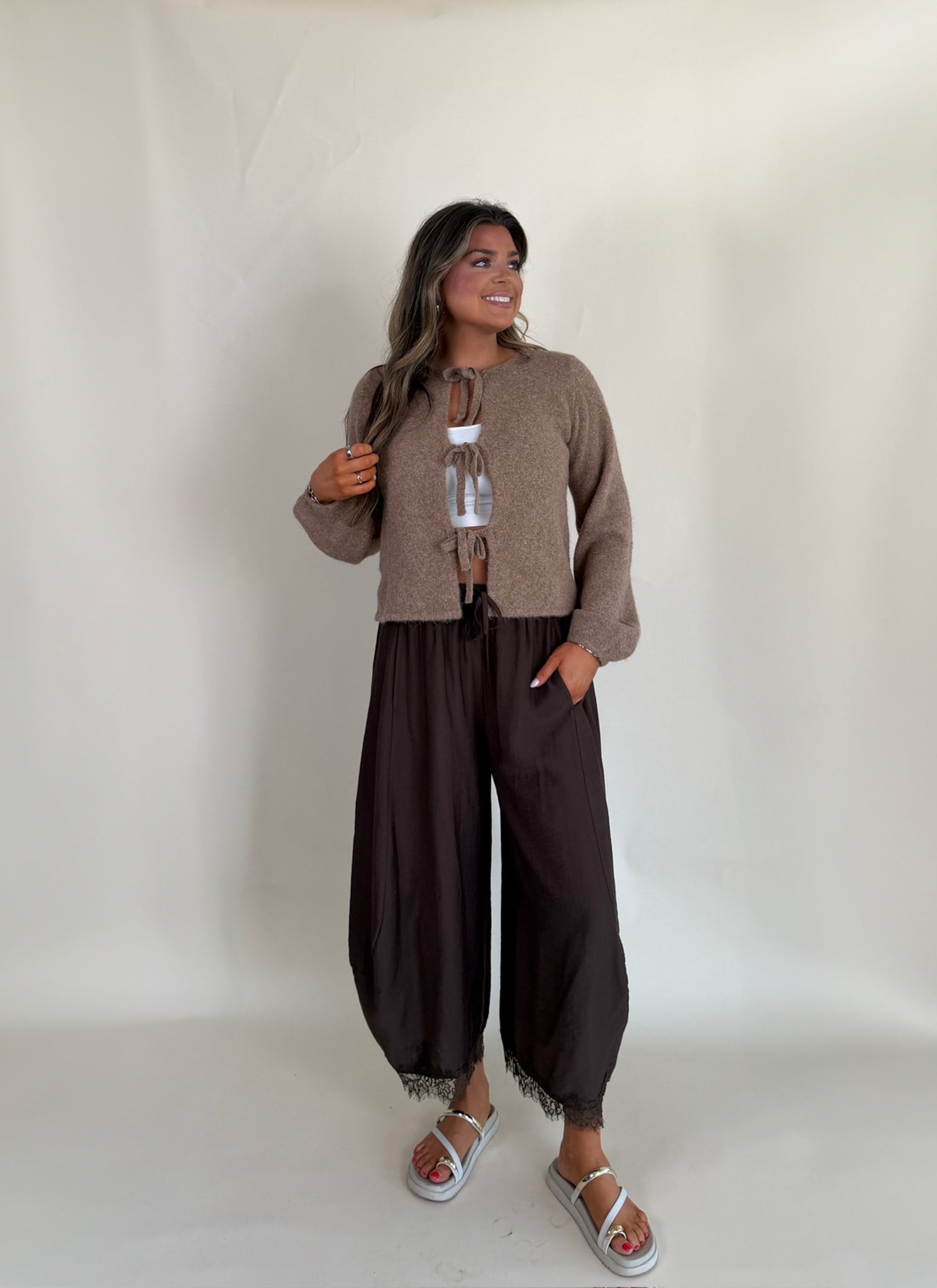 Barrel Fit Pants with Lace Trim
