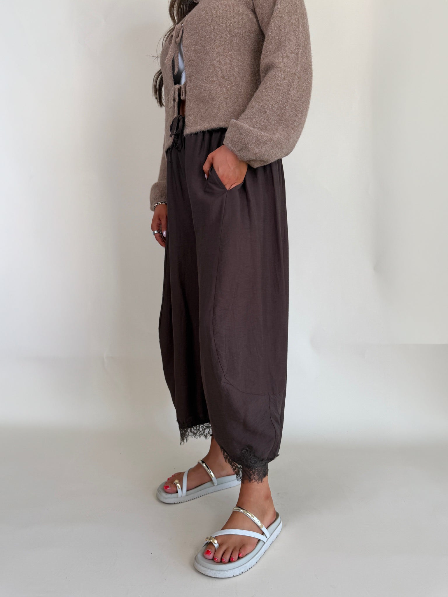 Barrel Fit Pants with Lace Trim
