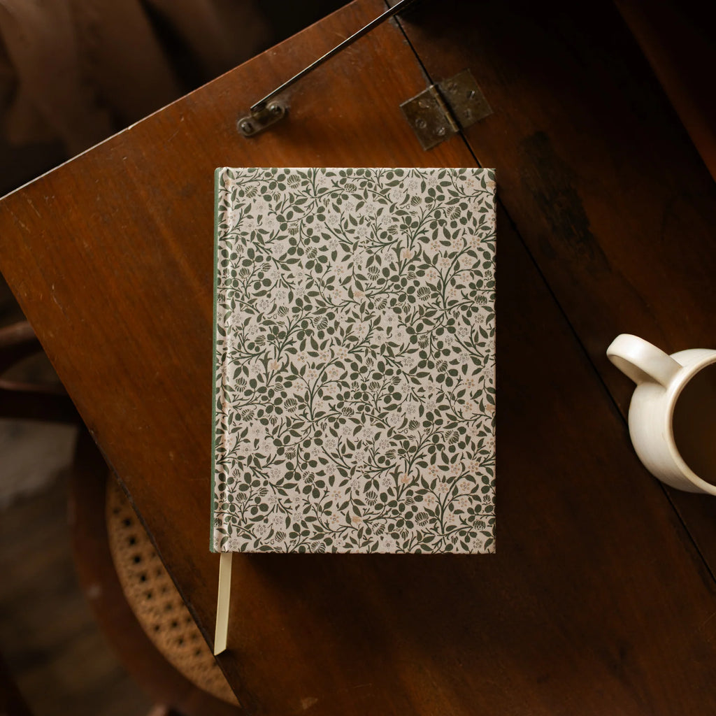 ESV Single Column Journaling Bible - Clover