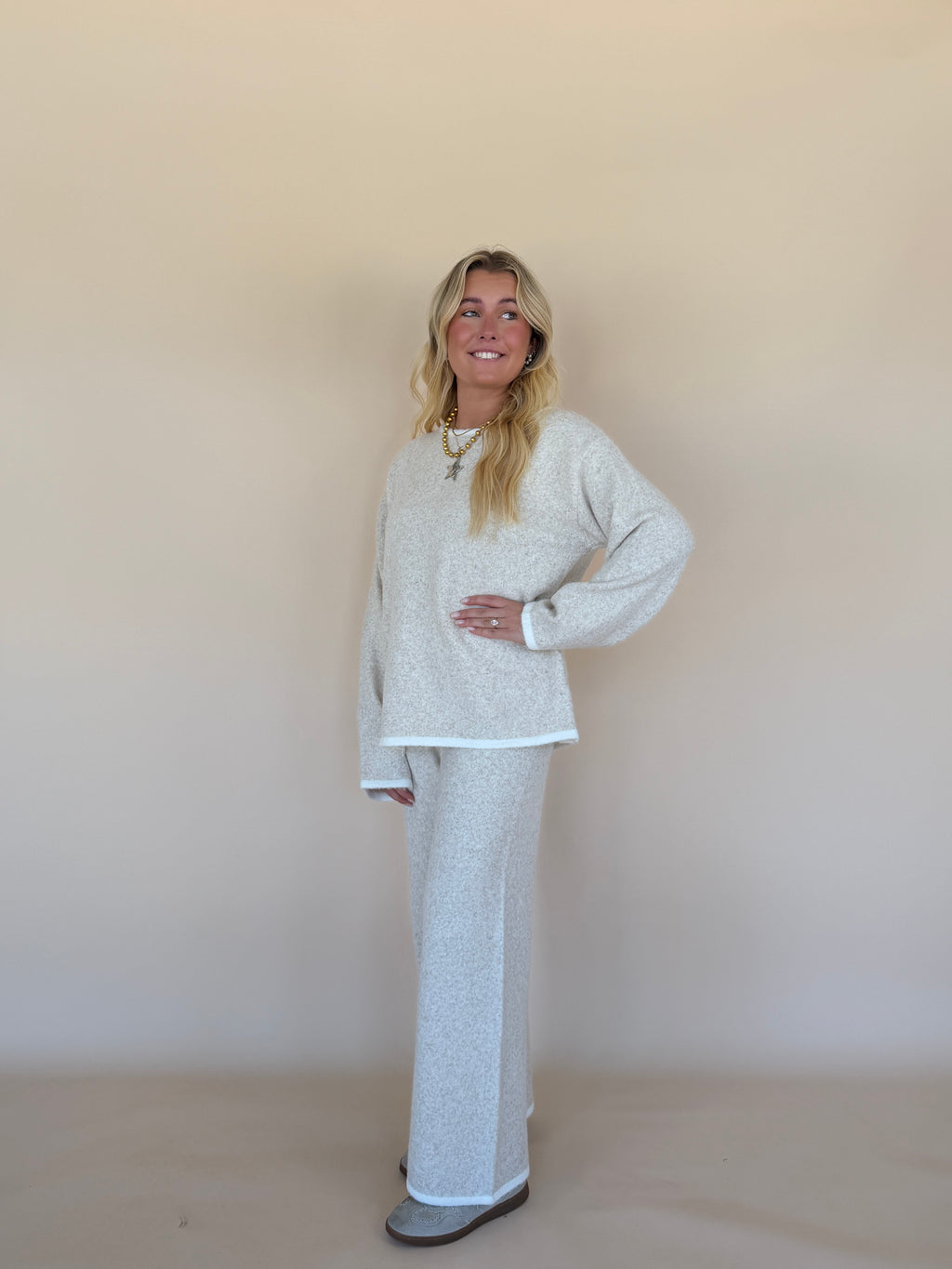 Contrast Trim Knit Pants