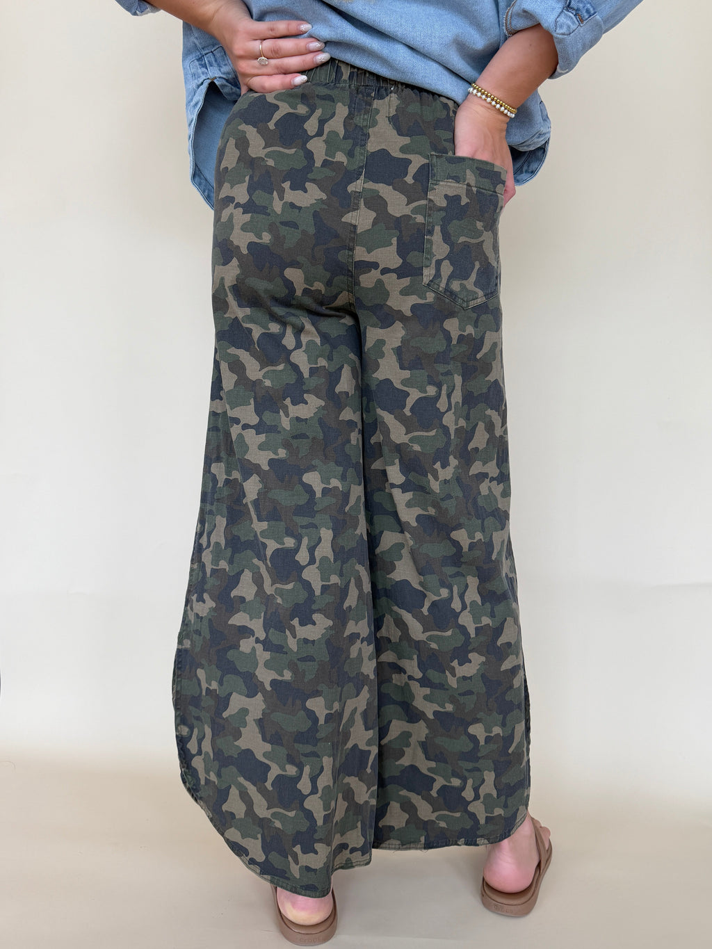 Tulip Washed Camo Relaxed Fit Jean