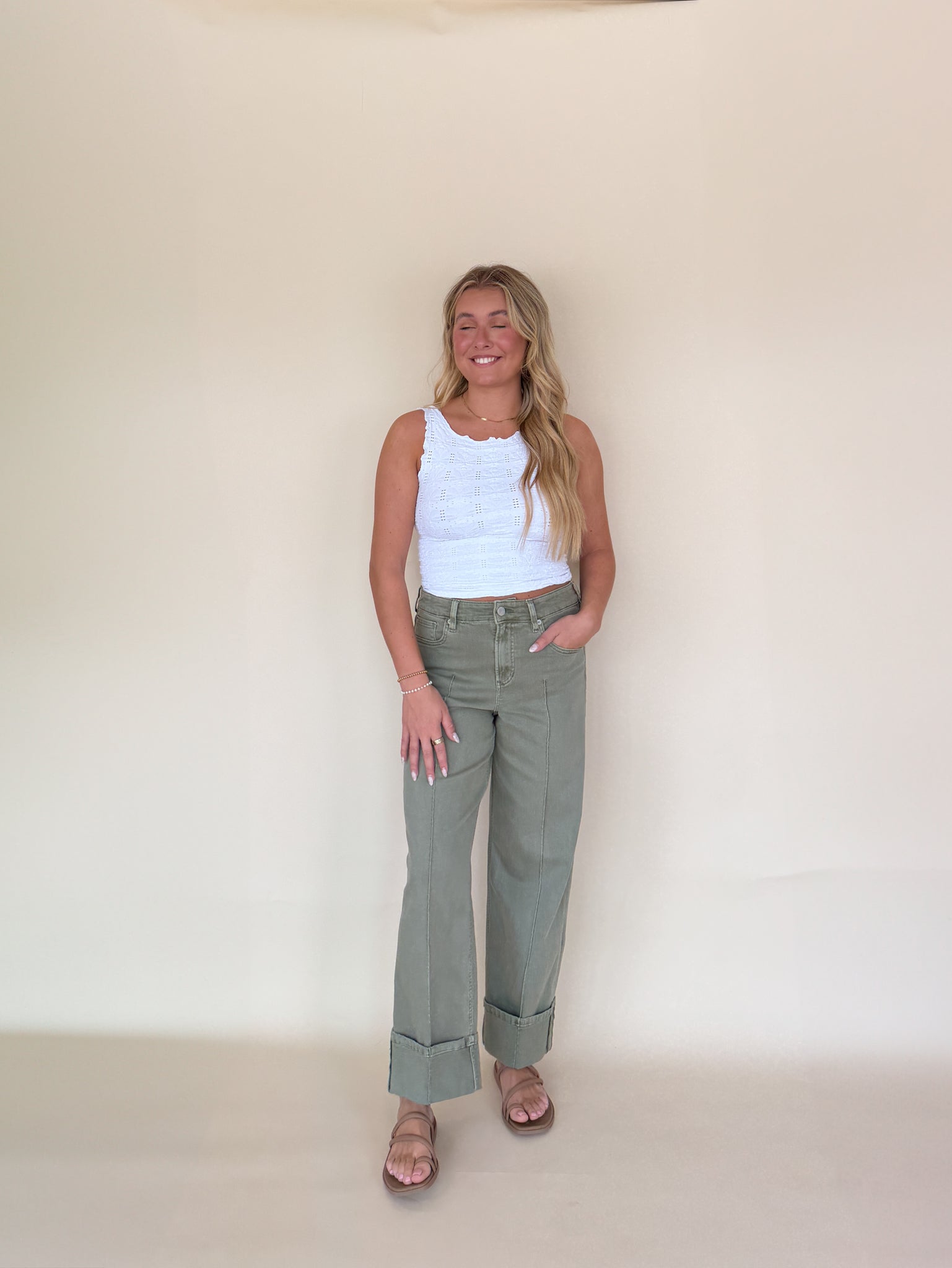 Holly Straight Leg Jean | VETIVER