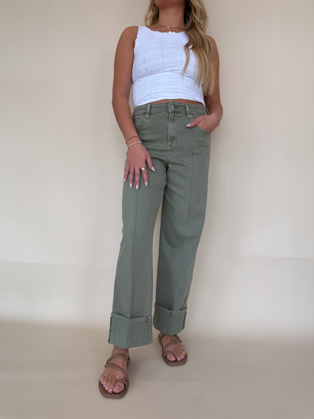 Holly Straight Leg Jean | VETIVER