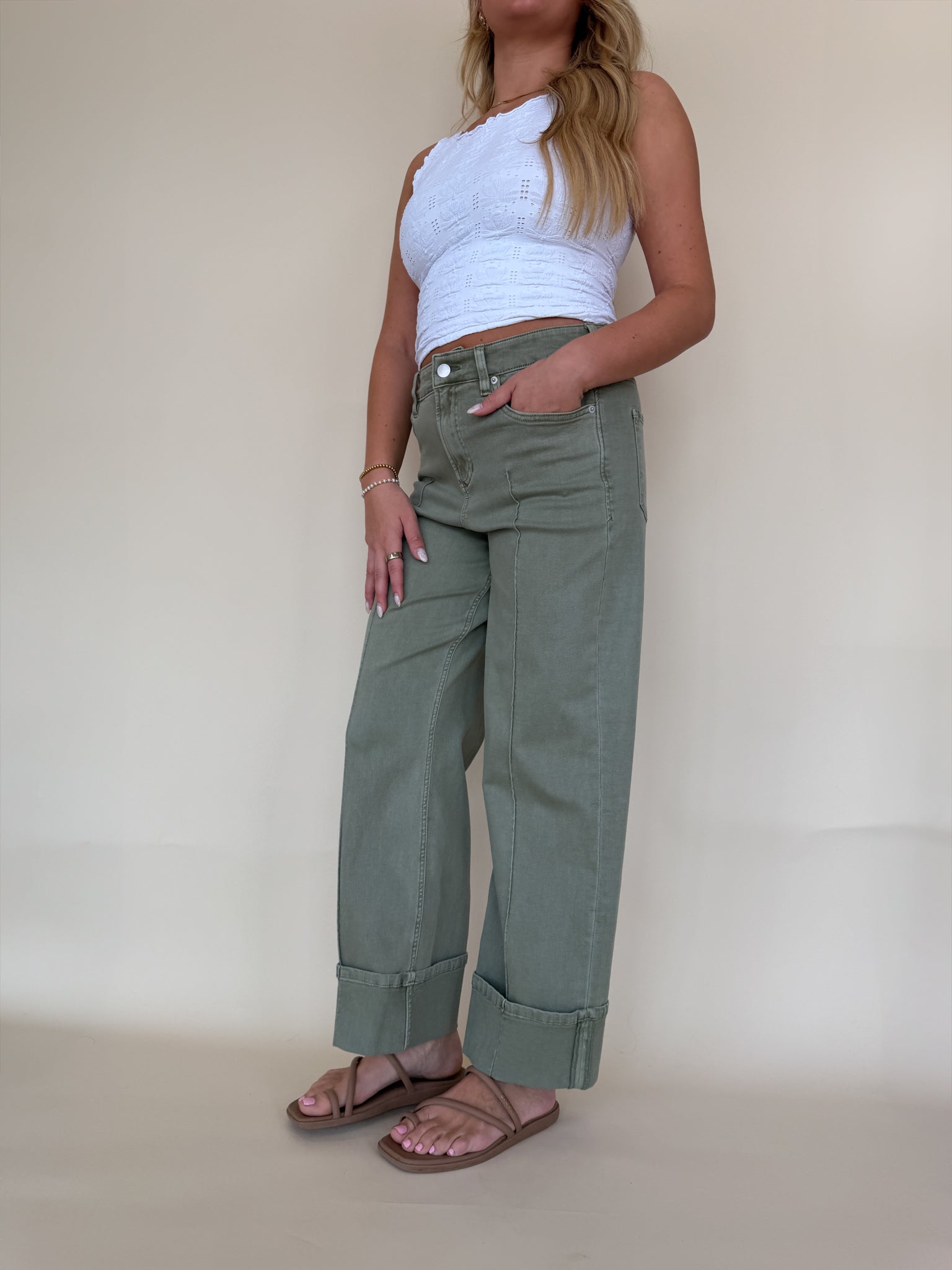 Holly Straight Leg Jean | VETIVER