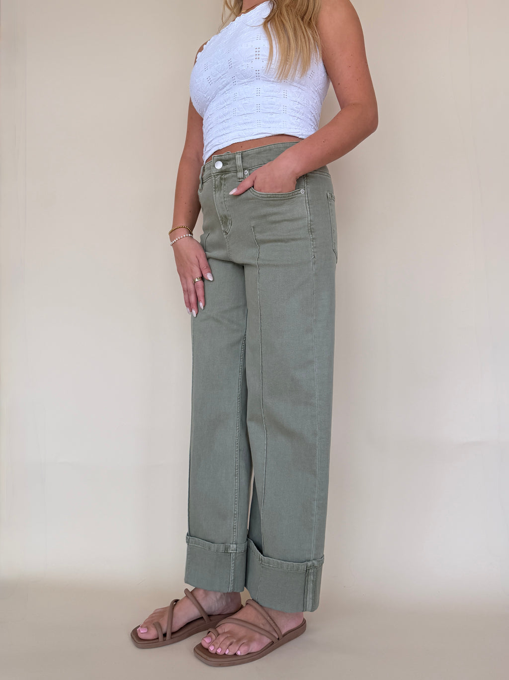 Holly Straight Leg Jean | VETIVER