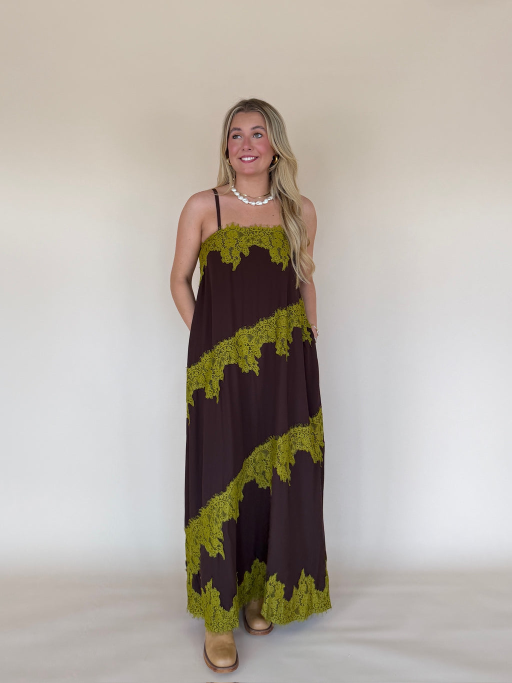 Lace Trim Detail Maxi Dress