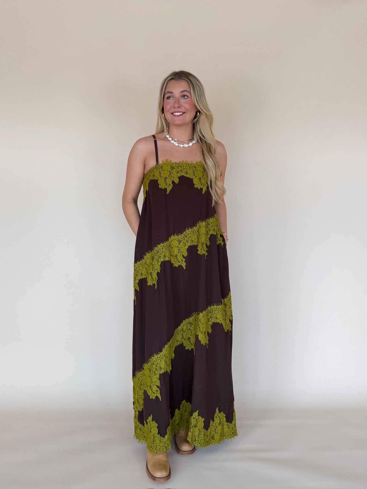 Lace Trim Detail Maxi Dress