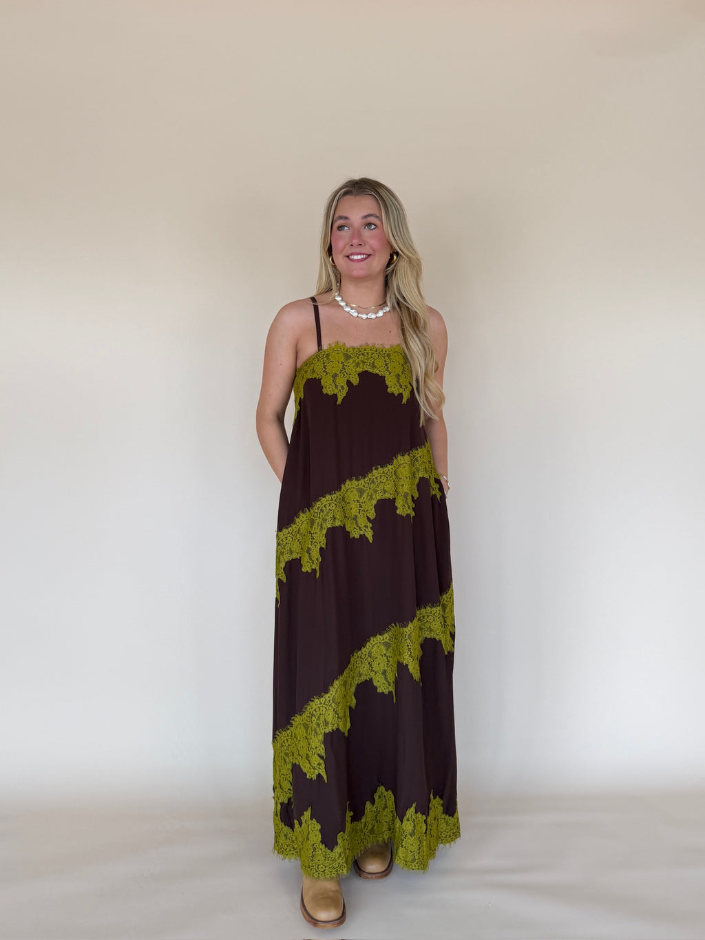 Lace Trim Detail Maxi Dress