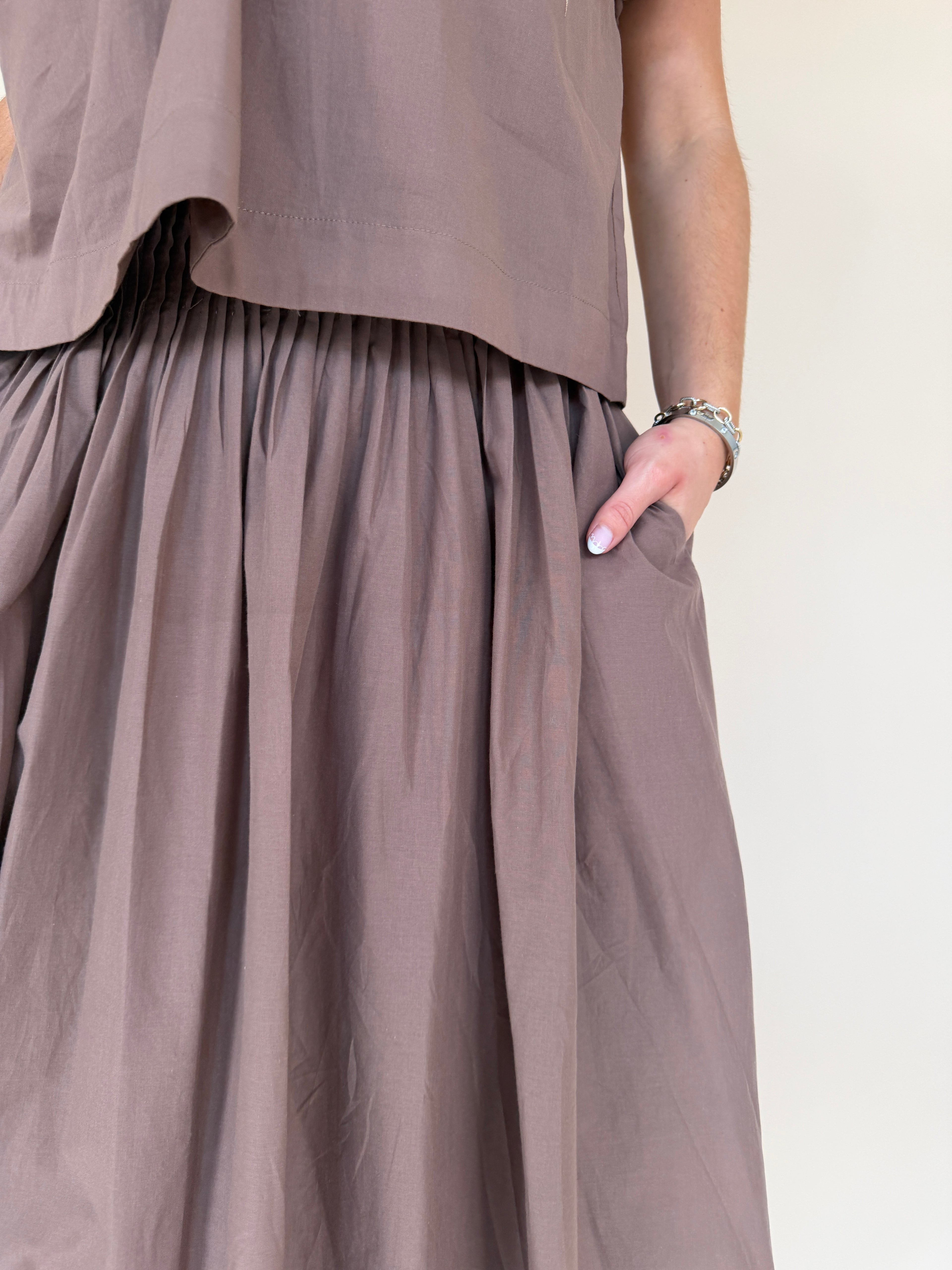 Pintuck Waist Maxi Skirt