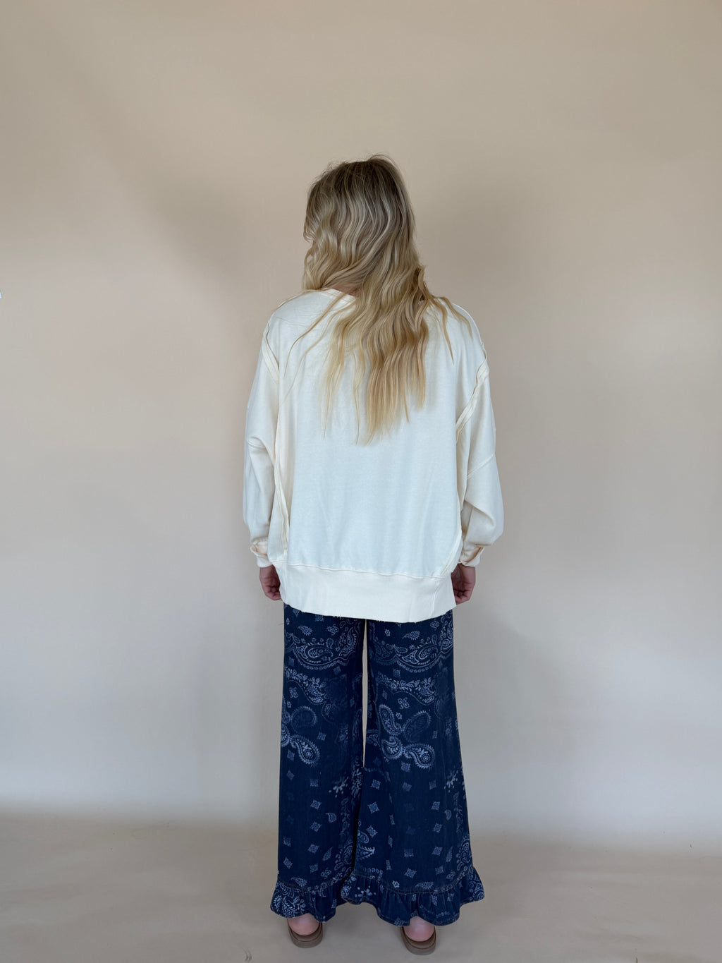Stone Washed Duck Graphic Pullover