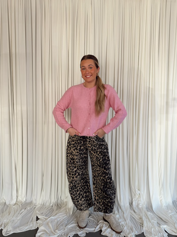 Leopard Printed Barrel Jeans