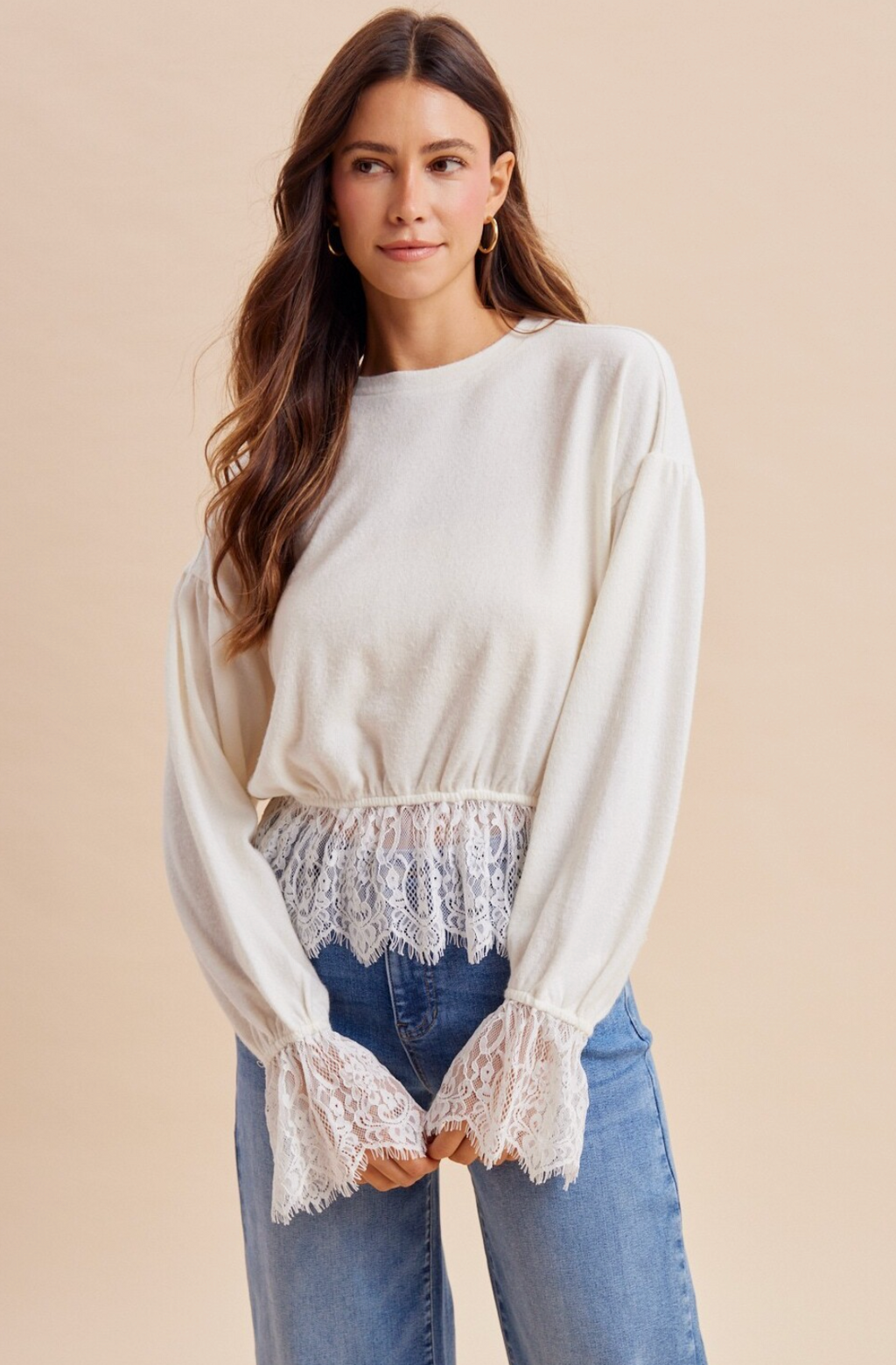 AT10296W Scallop Lace Knit Top White