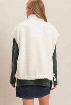 HF26F131-D Sherpa Snap Vest