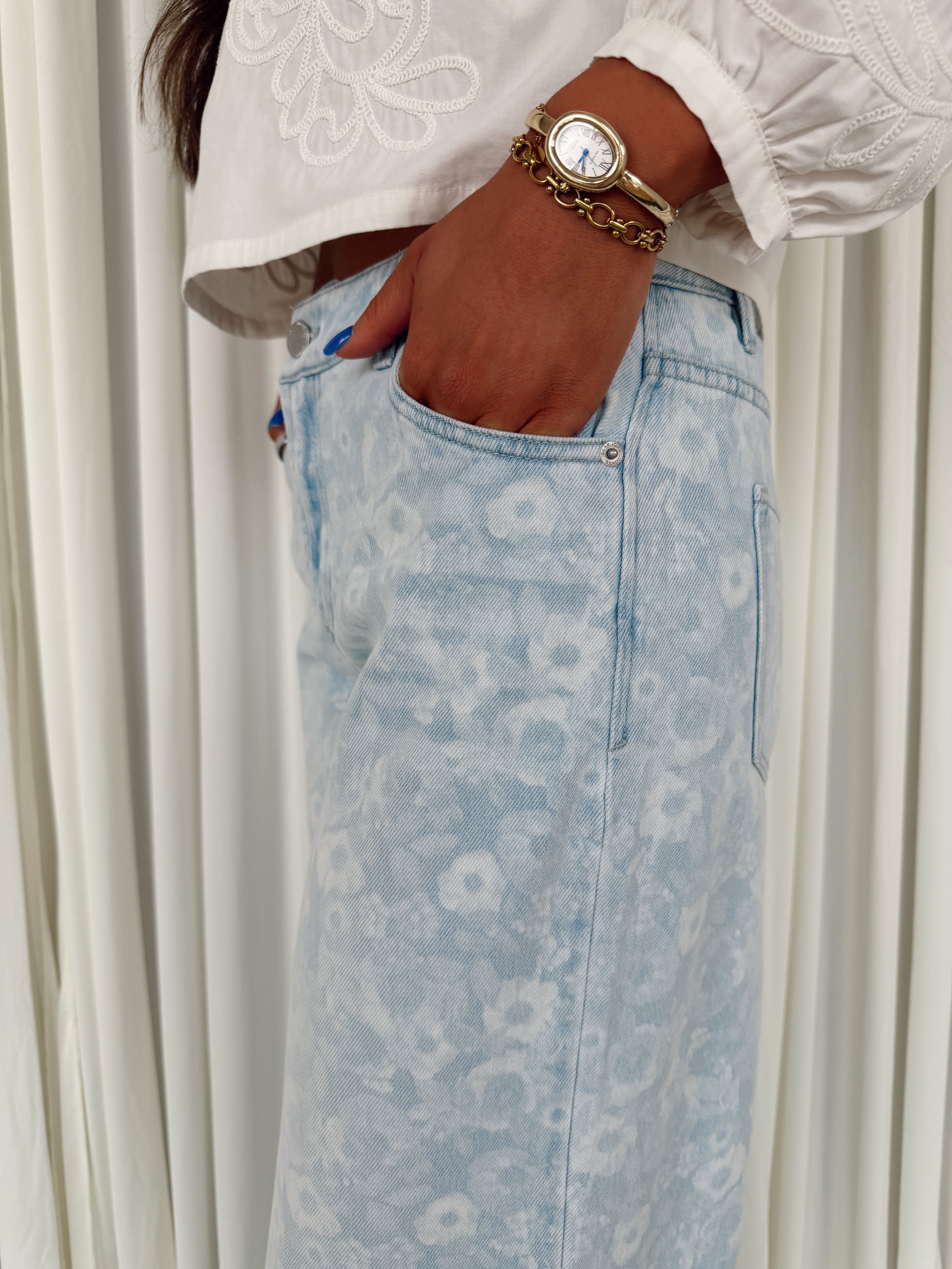 Micah Wide Leg Jean