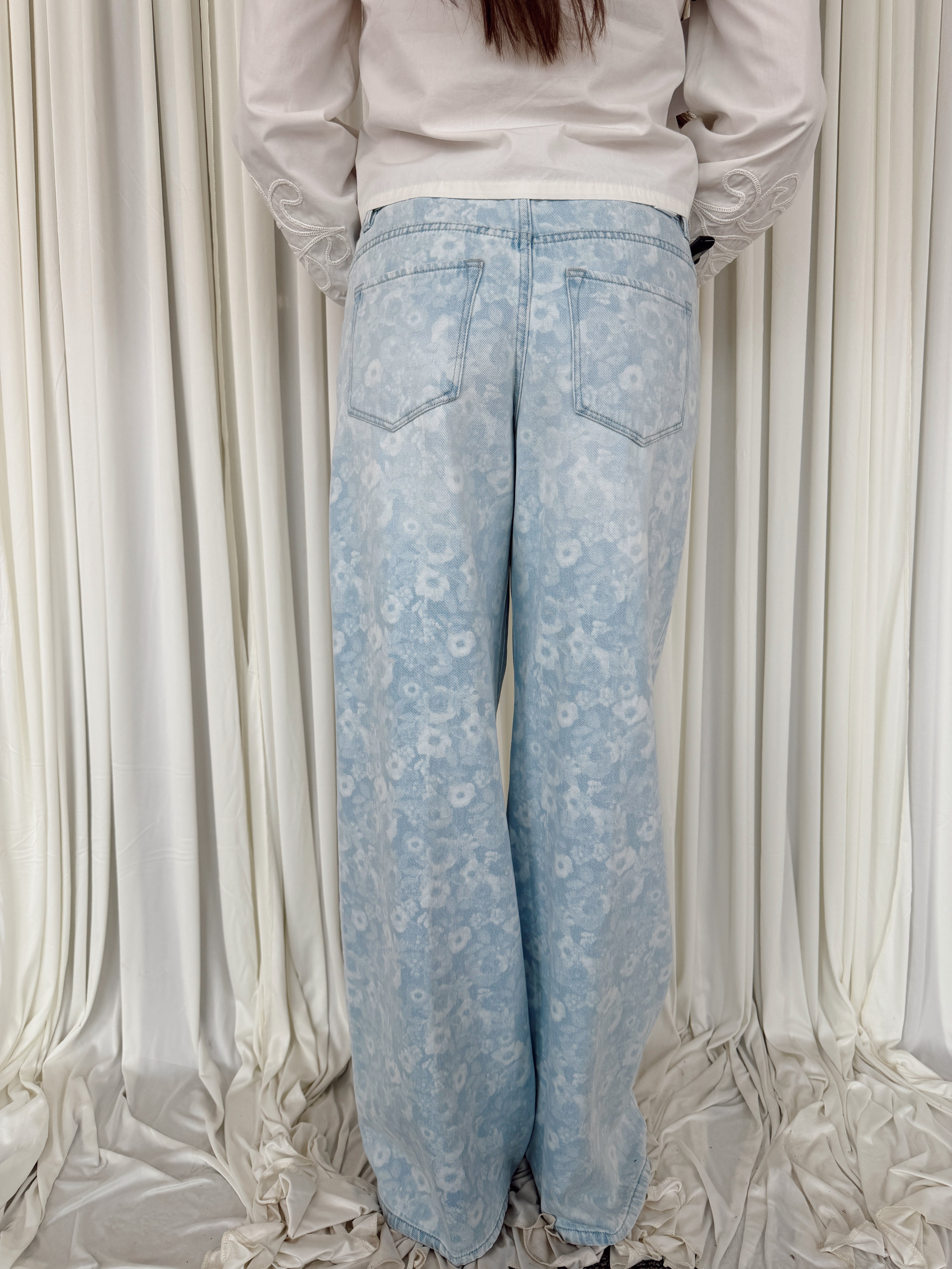 Micah Wide Leg Jean
