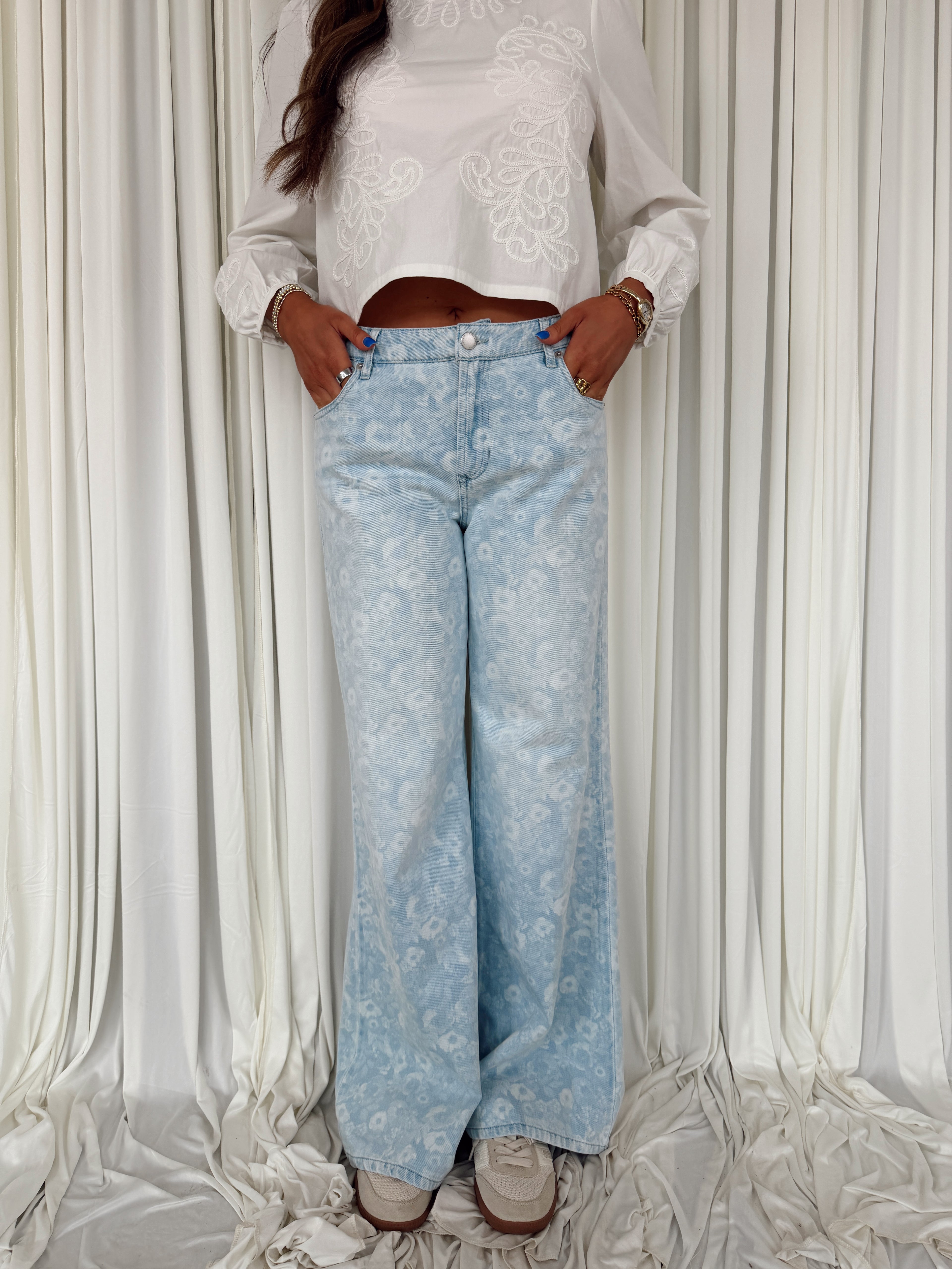 Micah Wide Leg Jean