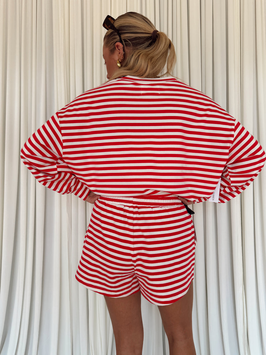Comfy Elastic Waist Striped Knit Shorts