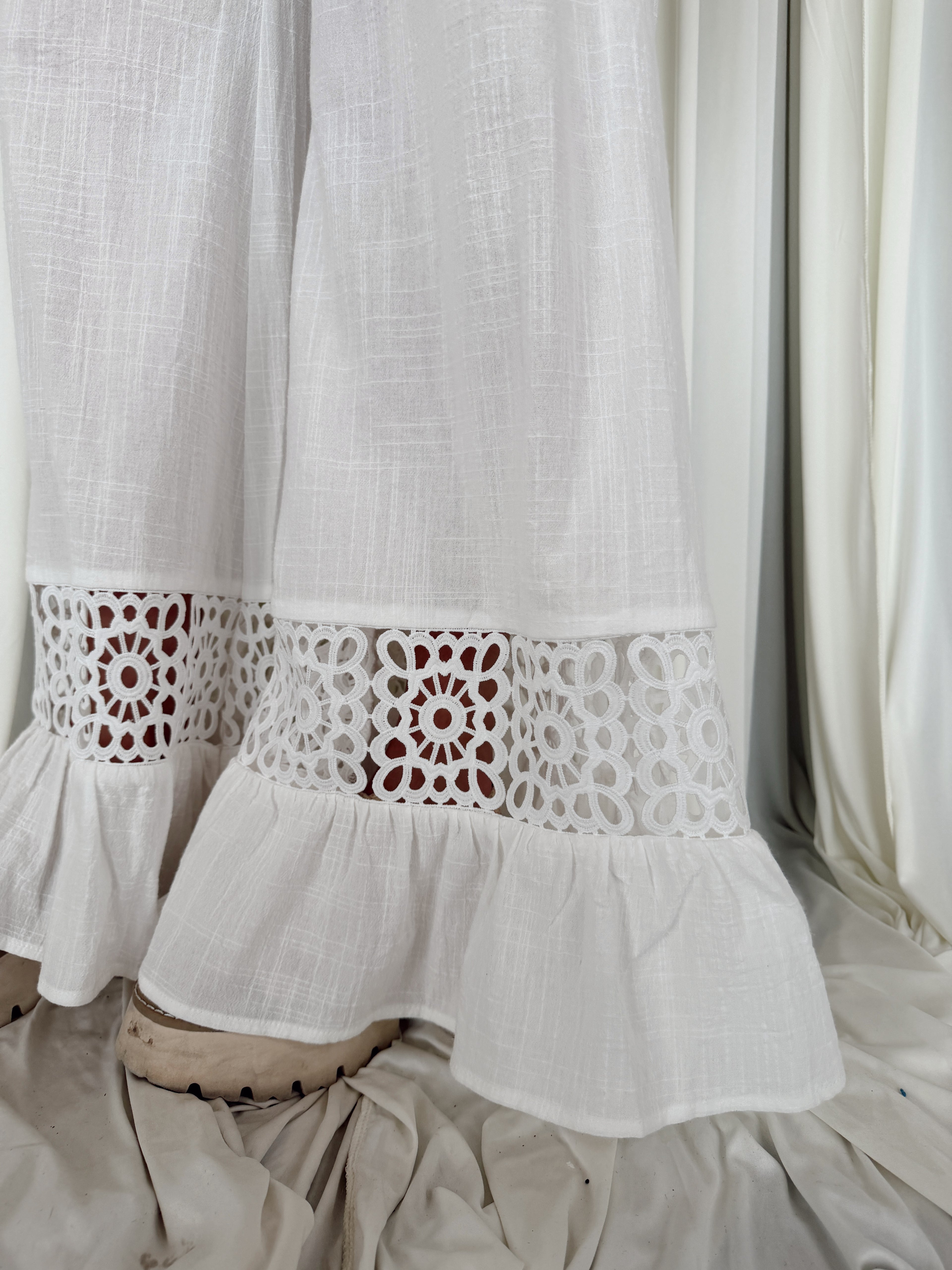 Lace Wide-Leg Ruffle Hem Pants