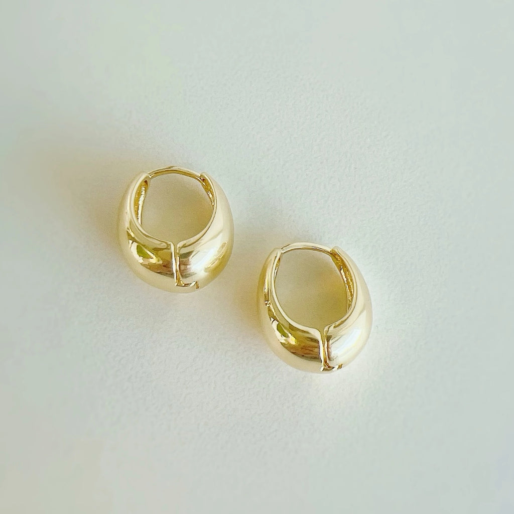 Lizzie Teardrop Hoop Earrings Gold Filled