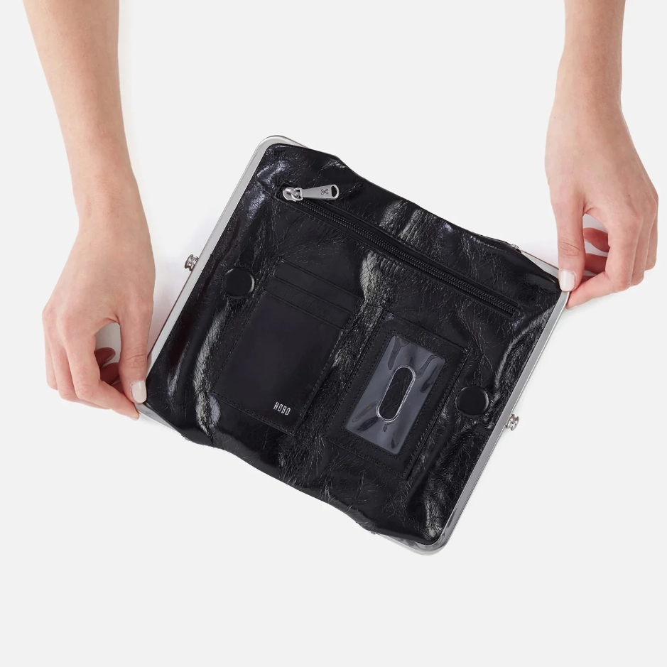 Lauren Clutch-Wallet